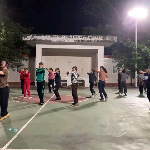 2024年昌江黎族自治县乌烈镇社工站开展“舞动青春”小组培训活动第四节