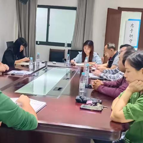 农工党海口市委会领导走访市医院总支