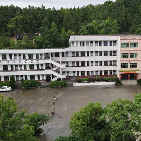 关市镇中心小学2024年春季开学通知