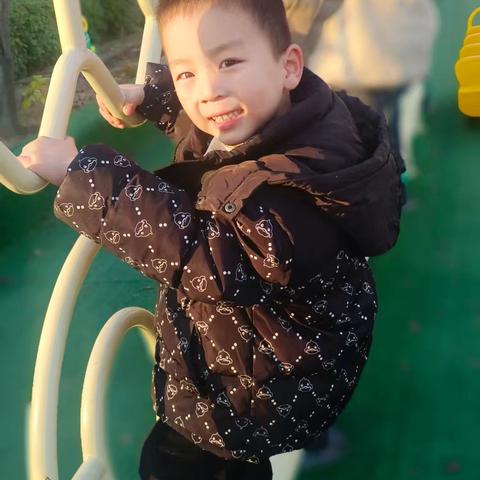 双柳树镇中心幼儿园中二班宝贝照片