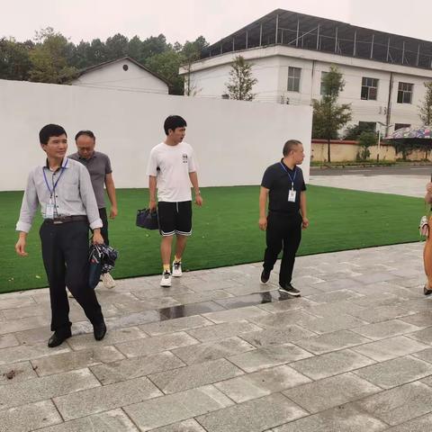 开学督导促提升，赋能前行谱新篇——仁和镇中心小学迎接开学工作检查