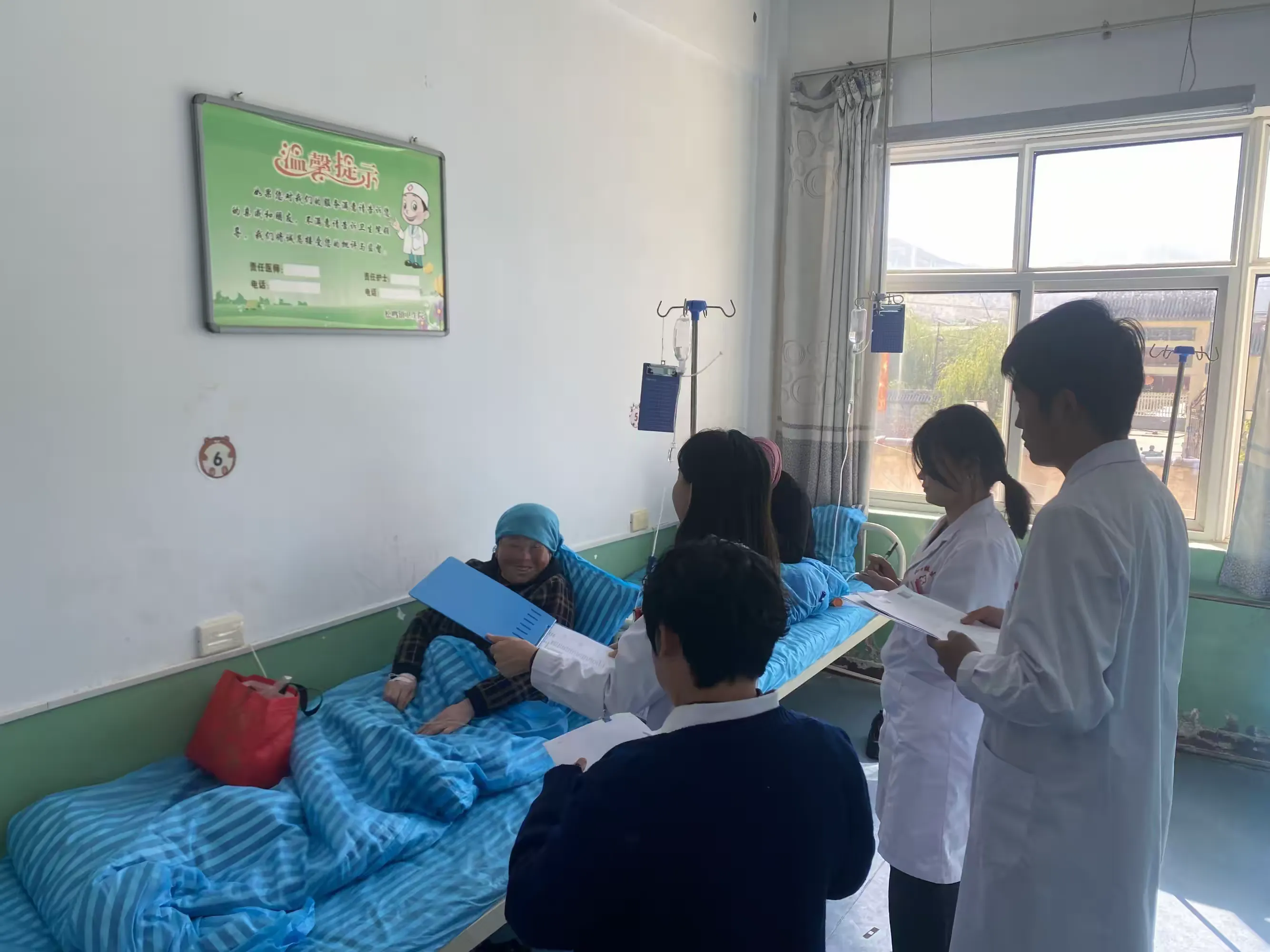 简篇-【专家学术指导】唐艳琴主治医师来我院学术指导!