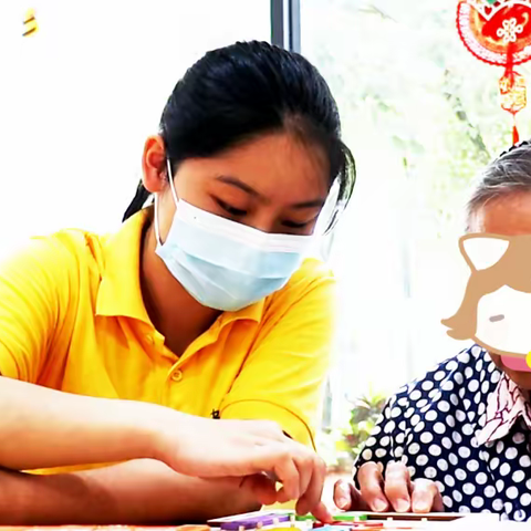 我，00后，一毕业就进了养老院