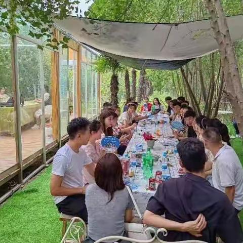 西关社区联合杞县在线在“七夕节”举行青年交友联谊活动