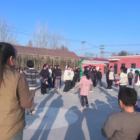 辛义小学举办第二届跳绳大赛