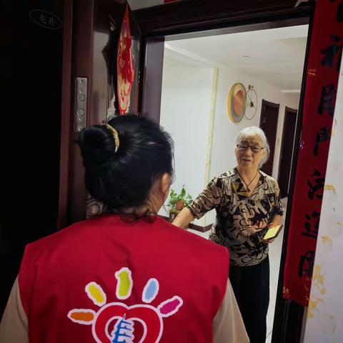 提前上门预审服务 贴心保障高龄惠民政策落地