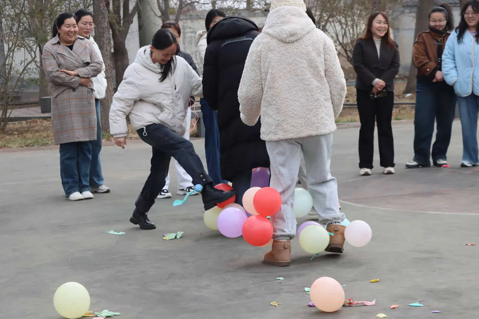 简篇-展巾帼风采 激奋进豪情——绣惠街道开展庆国际妇女节系列活动