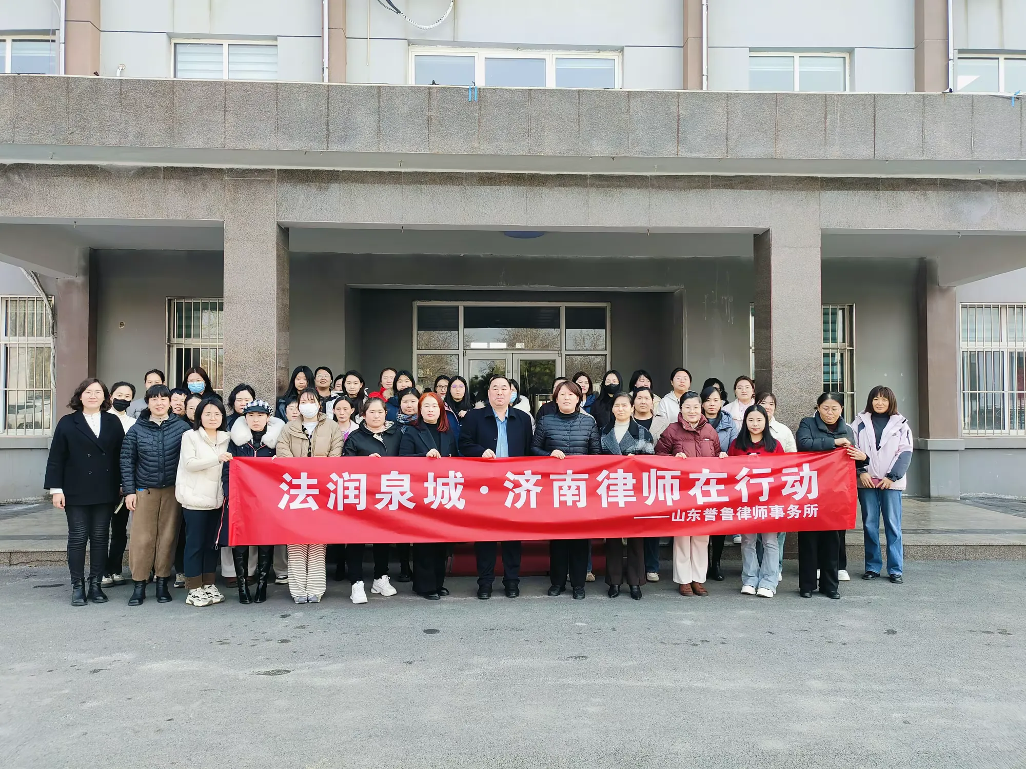 简篇-展巾帼风采 激奋进豪情——绣惠街道开展庆国际妇女节系列活动