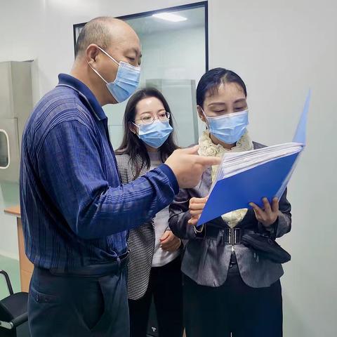 通道侗族自治县政协副主席金玲调研全县中小学校食堂集约化供餐及食品安全工作