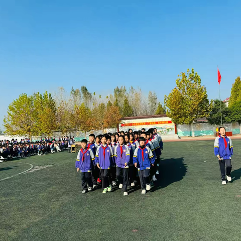 【强镇筑基在行动】崇文尚武 厚德笃学——二庙小学举行队列队形、广播体操、武术操比赛