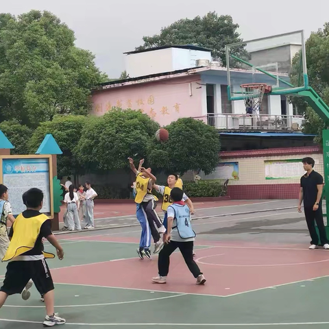 【乐英课程动态46】篮球场上“篮”不住的风采——赤山镇中心小学五、六年级篮球联赛燃情落幕！