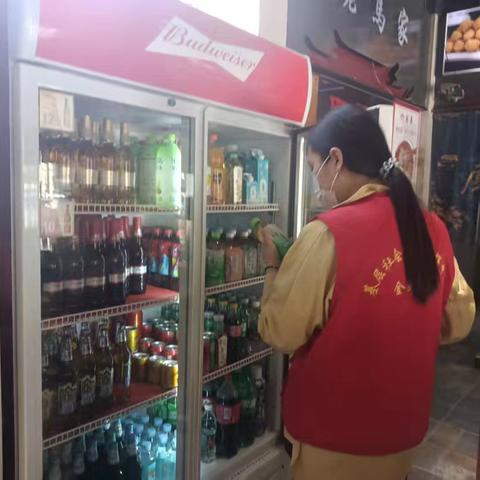 前锋社区开展消防安全排查、食品安全排查及台账更新工作