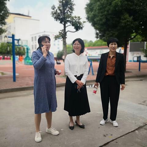 “守护童真   智慧衔接”一一郾城区实验小学开展幼小衔接联合教研活动