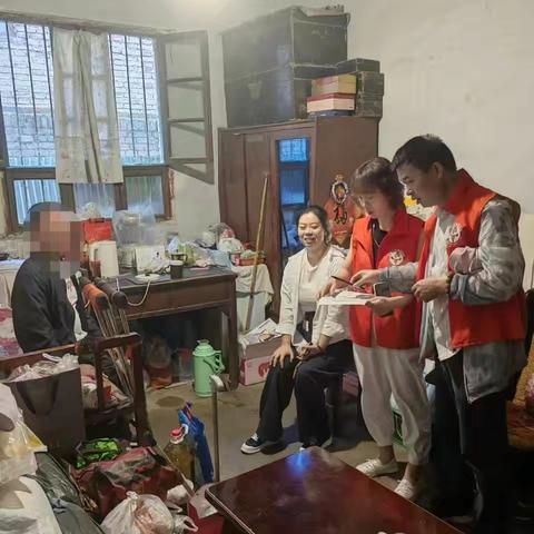 雁影社区开展邻里守望项目“暖心助残，共筑美好”助残日主题宣传活动