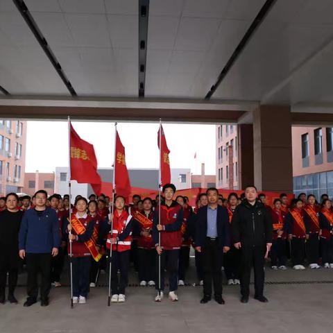 践行雷锋精神，传承红色基因 ——首师滨中党-团-队携手开展学雷锋主题志愿服务活动