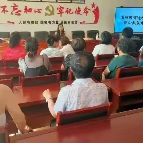 民康里社区组织开展“国防教育进社区  同心共筑中国梦”宣传活动