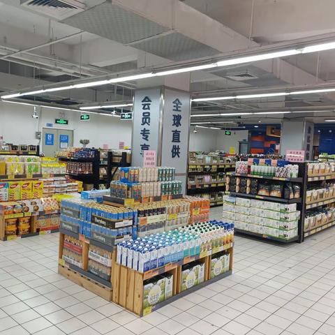 剧场金色港湾店11档邮报陈列