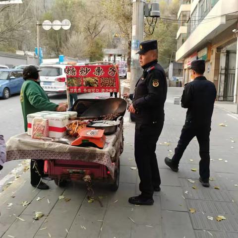 日常工作不松懈 城市管理不缺位