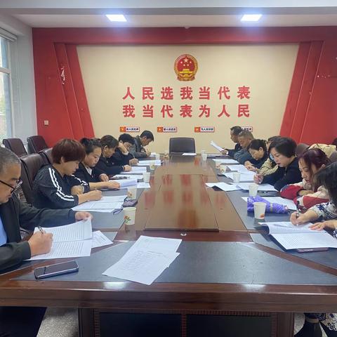 彭家寨镇第三期“代表讲堂”开讲