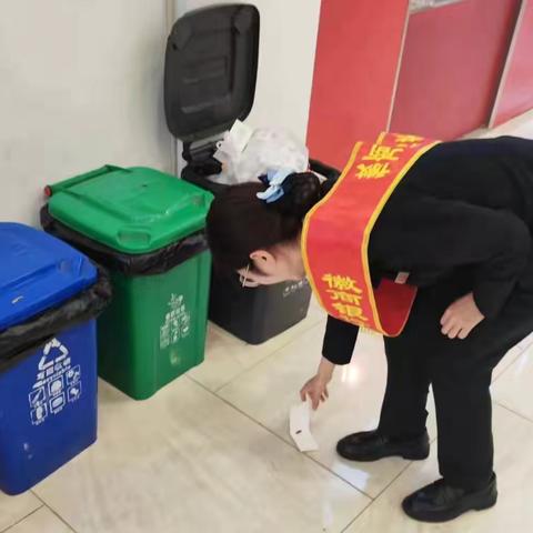 “劳动最光荣 奋斗最美丽”主题党日活动