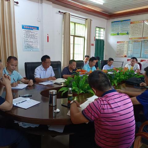 县纪委王定体副书记主持研究风雅村特色产业发展会议