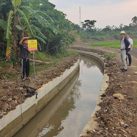 局农田建设室联合县农综中心开展2024年“五一”节前农田水利设施防溺水工作巡查