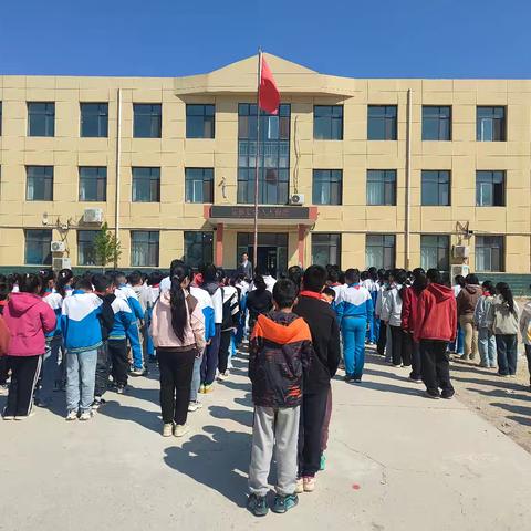 筑牢安全防线 守护生命之花——西街小学国家安全教育活动