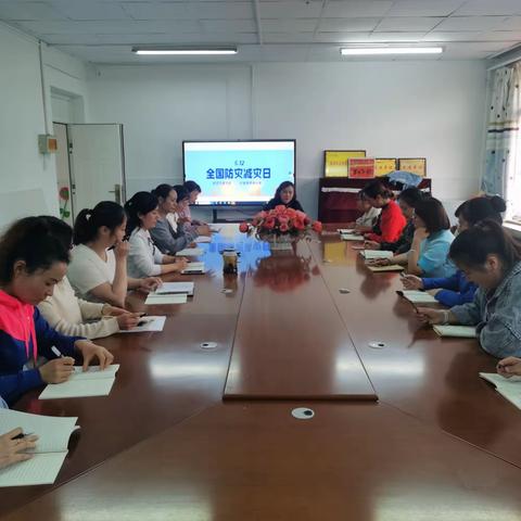 防震演练，安全“童”行”——邹城兖市兖矿第二小学三十七处幼儿园安全教育之防震减灾篇