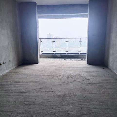❤51.8万东岸雅院江景房中间楼层，产权82平实120平大3/2/2.有🔑看房v6279