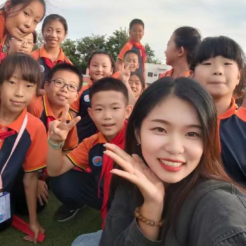 春日之约，携手共育—五年级家长会纪实