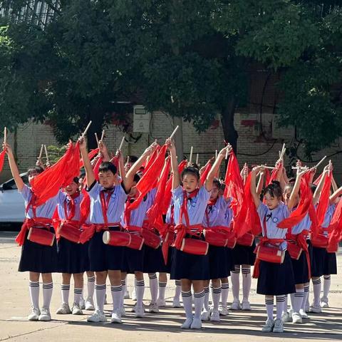 【祁县南社小学】安塞腰鼓进校园，传统文化绽光彩——祁县南社小学安塞腰鼓督查展示