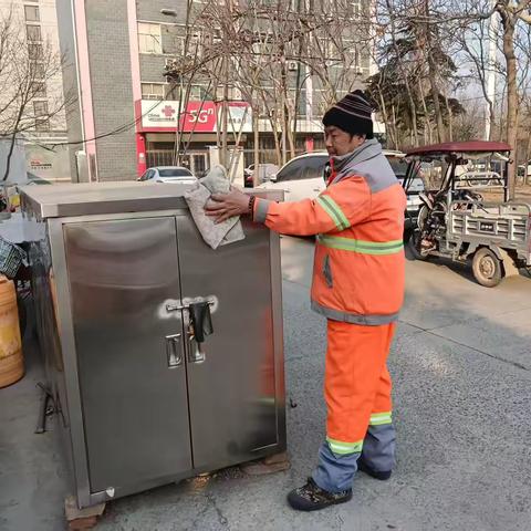 环境整治不停歇 不负春光焕新颜 ‍