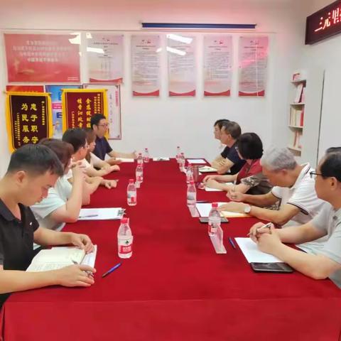 代表进站听民声 督导防控护民生——三元里街道梓元岗片区联络站代表精准履职