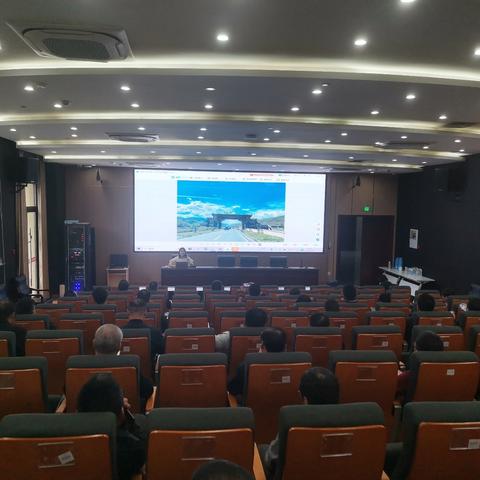 深化教育管理，赋能专业发展——2025年金华市中学校长（书记）任职资格培训班第5天培训纪实