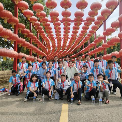 《我的心愿》校本课程系列活动之三 ——文府曙光学校"曙光少年"白河滩公园郊游！