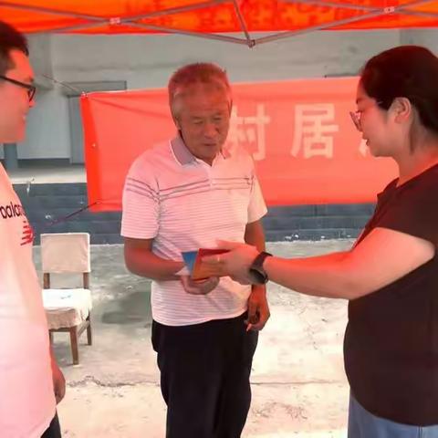 县司法局开展“深化法律九进、推进依法治县”暨“法律进农村”法治宣传活动