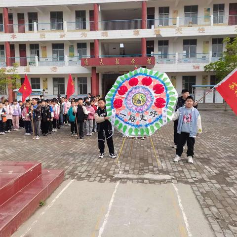 清明祭英烈——苏桥镇中心小学教学点清明节祭扫烈士墓活动