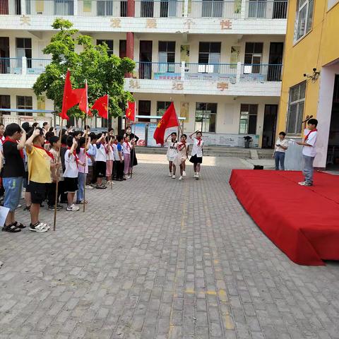 童心向党   争做新时代好队员——苏桥镇中心小学教学点入队仪式