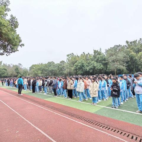 龙门县地派中学春季趣味运动会