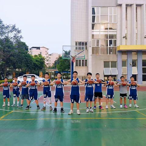 🏀大白熊助力学校体育试点专栏