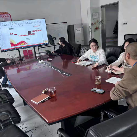 强作风，建新功，党员攻坚为客户打造百万级5G网络互联服务