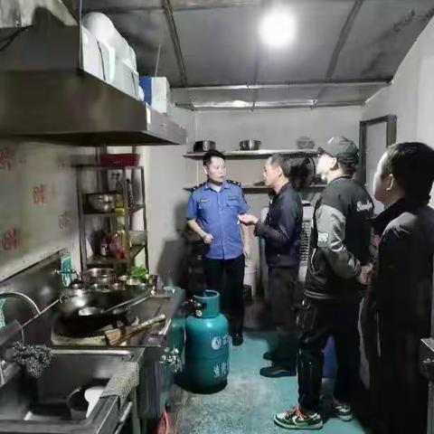 整治扰民“油烟味” 守护城市“烟火气”