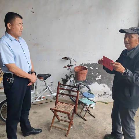 鲁西新区吕陵镇开展走访慰问老党员活动