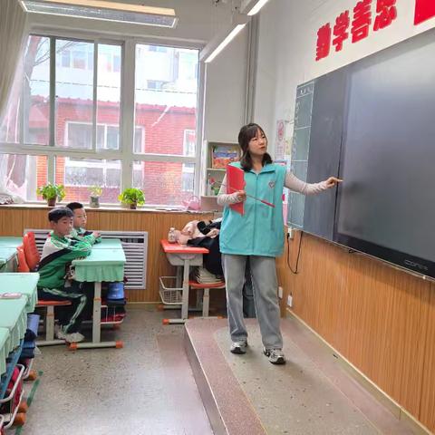 中国少年儿童铁路平安行动：知识与安全同行