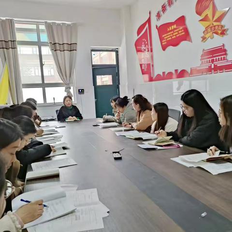 精准剖析，共育成长——范县金堤路小学期中考情学情分析会