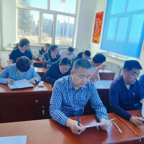 深化感恩教育，共筑中国梦