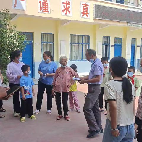 携手合作，护“花”成长 ——淑里小学食堂开放日活动