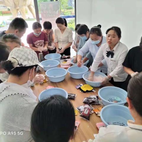 兴鱼社区·幸福365举办“中秋快樂 万家灯火间 人月皆团圆＂活动