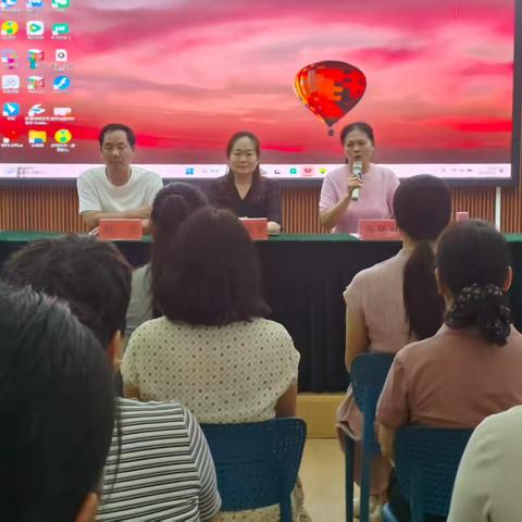 淮阳区教体局心理辅导站成功举办“汇聚心力量  赋能新成长”志愿者交流培训会