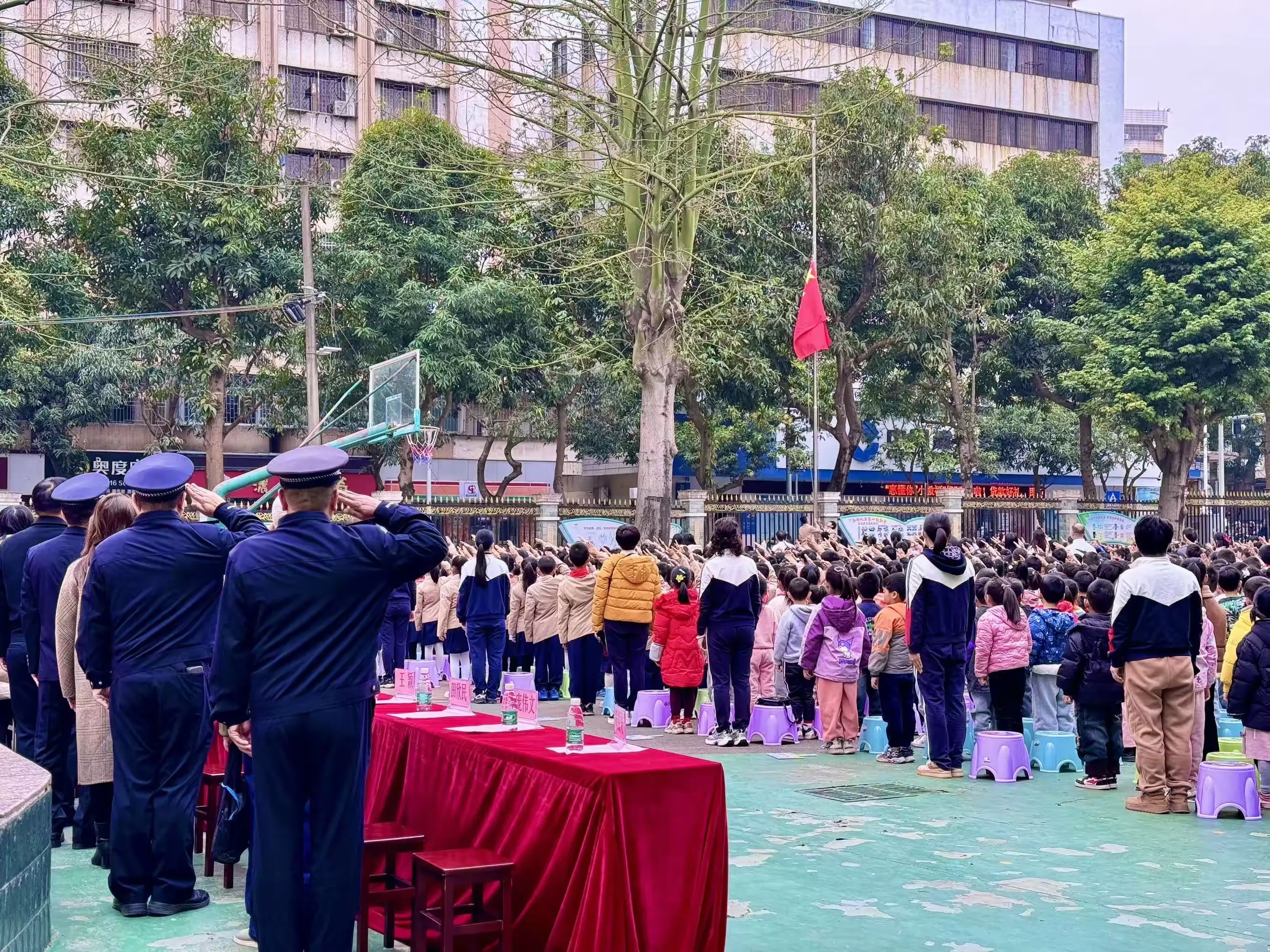 简篇-小手牵大手·禁毒共“童”行——湛江市第十五小学2024年禁毒教育专题讲座